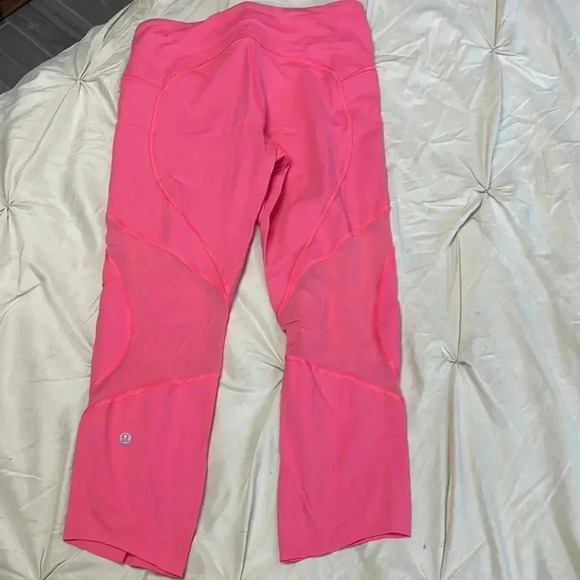 Lululemon on pace crop 21” - Picture 8 of 11